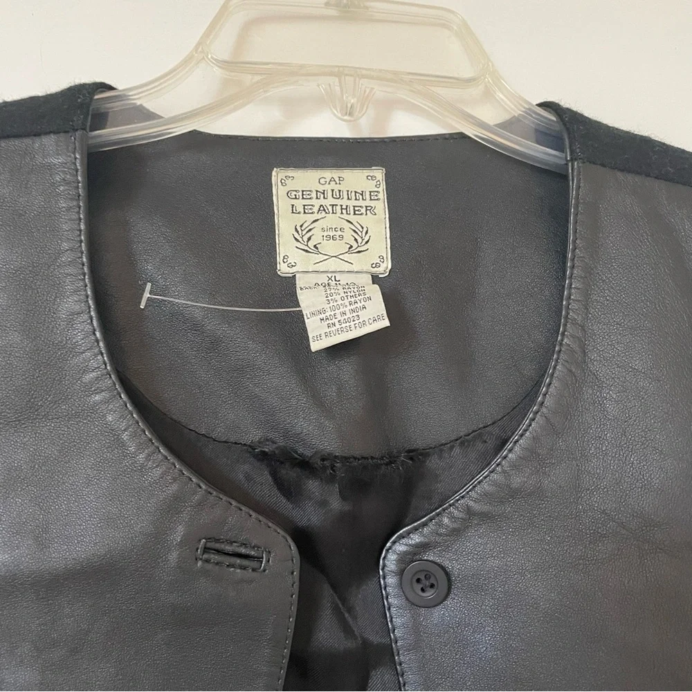 Gap Kids Black Leather Vest - Girls Size XL Age 11-12 - Leather Wool